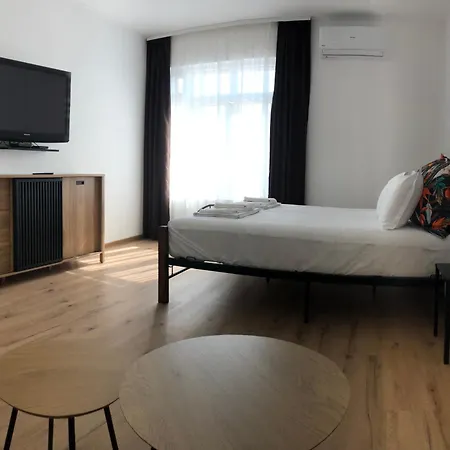 Apartment Calendula